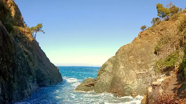 Caletta nascosta lungo il percorso