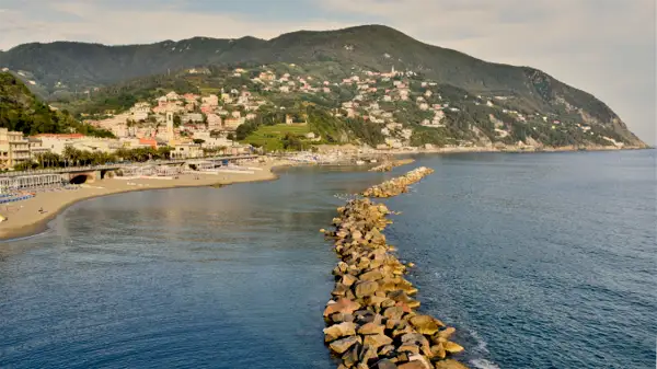 Vista dal promontorio di Moneglia