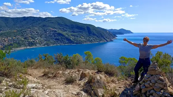 Prima tappa a Punta Moneglia